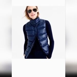 J. Crew puffer vest in navy blue. Size XS